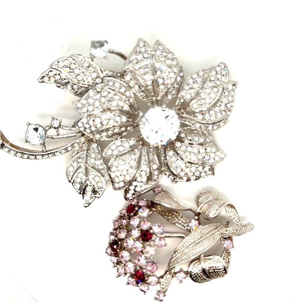 2 Flower Brooches